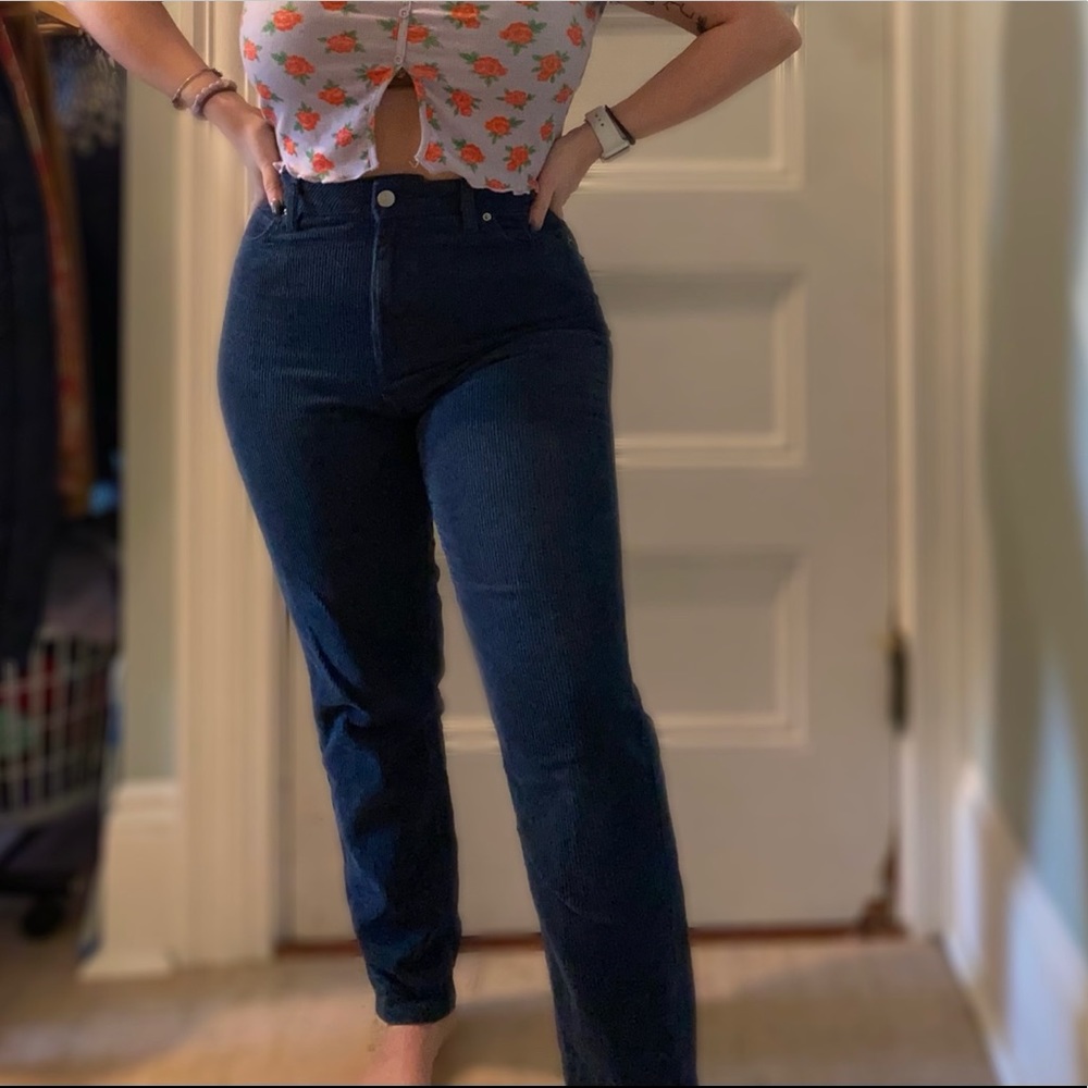 Urban Outfitters corduroys S: 28
